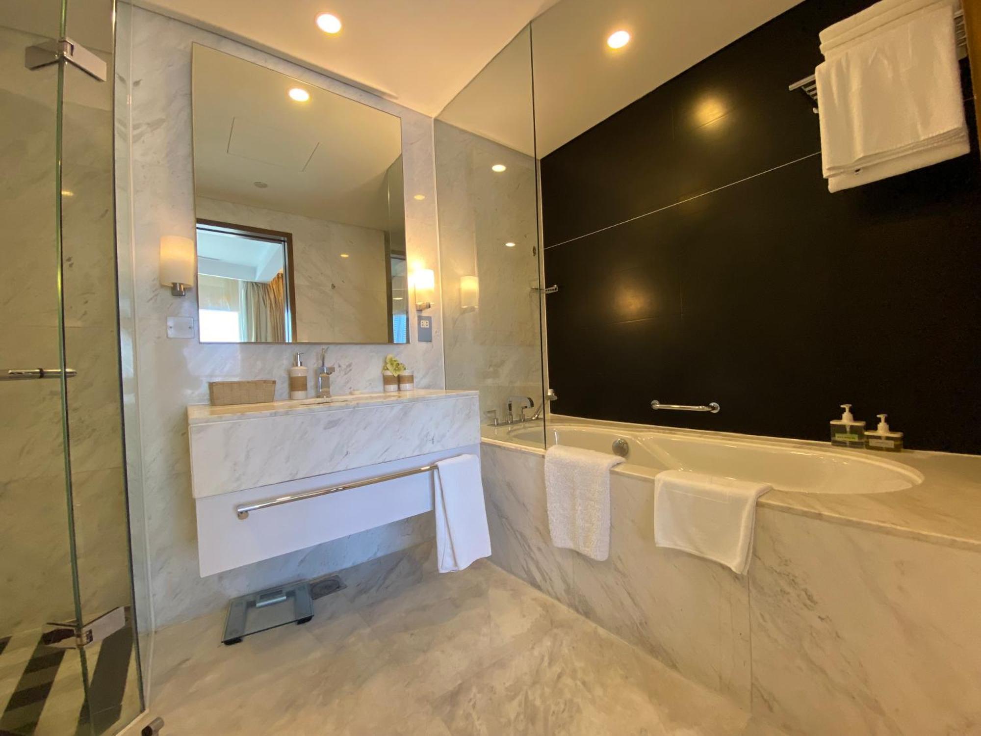 Superhost Emaar Residences - Address Mall Apartment Dubai
